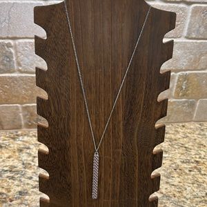 Charming Charlie bar pendant necklace | offer in description